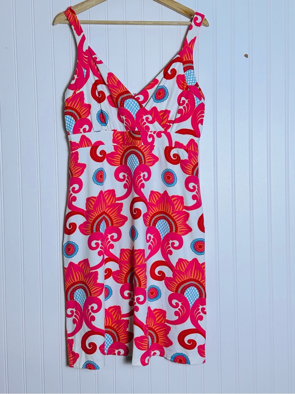 J. McLaughlin White Sundress with Pink and Blue Abstract Floral Print L
